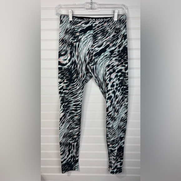 Nike woman’s Leg-A-See Windblur leggings. White, black, teal, pink. Size M. - Picture 1 of 7